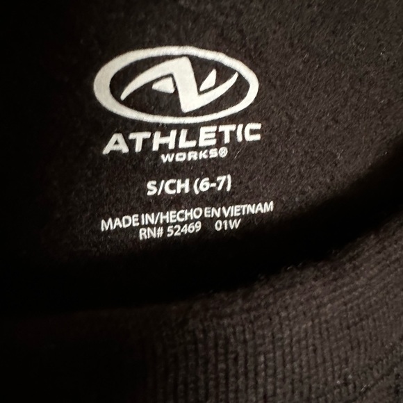 🍁 BUNDLE ONLY - 5/$15 Athletic Works Black Fleece Sweatshirt - Picture 2 of 2